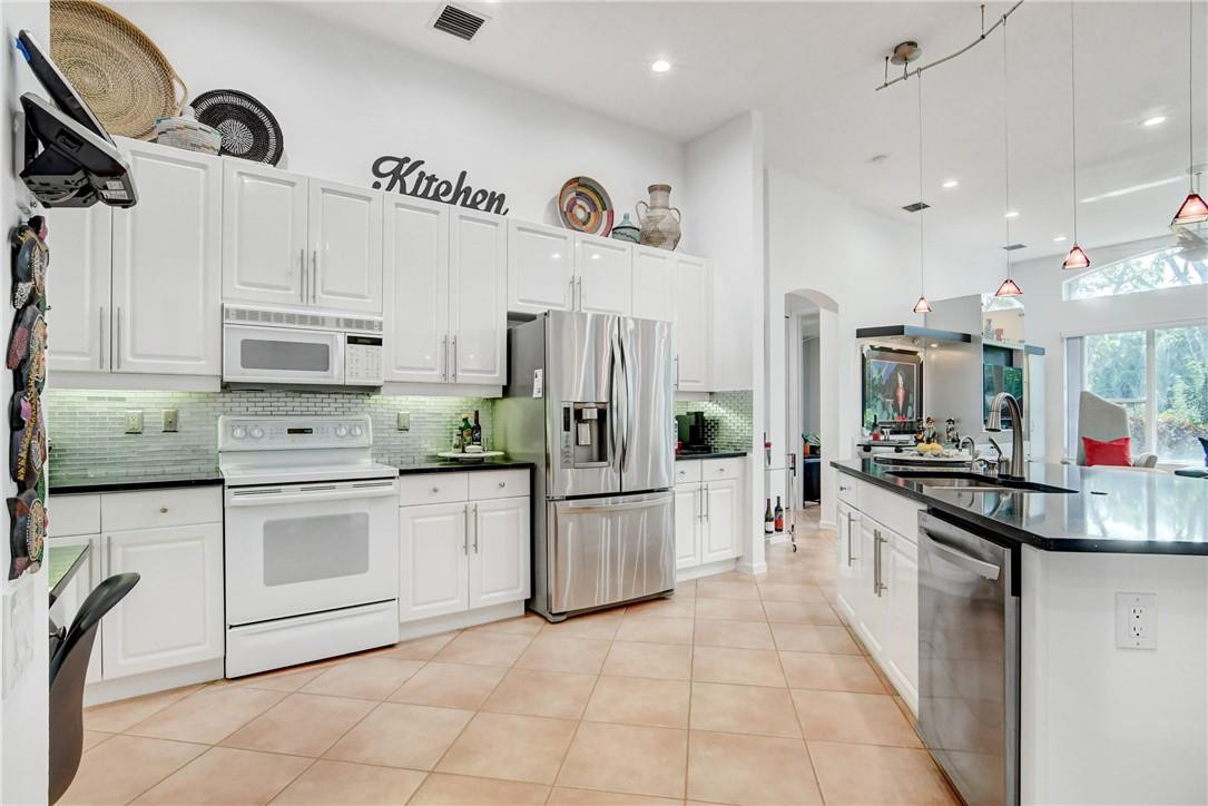 5370 Landon Circle Boynton Beach, FL 33437 - Photo 23 of 76 Photo 23