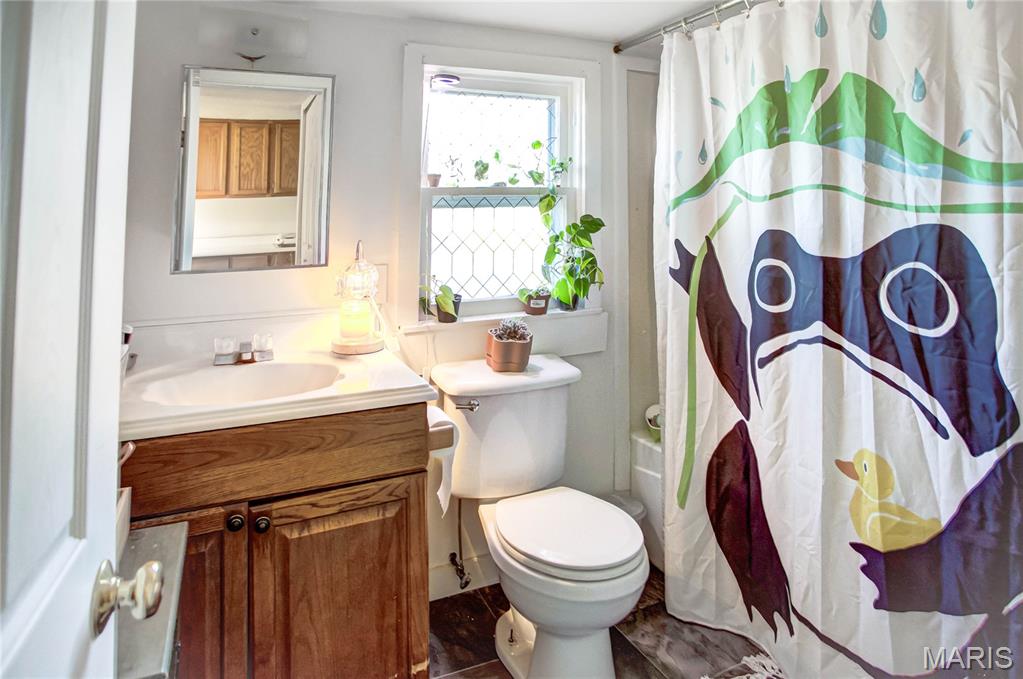 150 Maple Carrollton, IL 62016 - Photo 19 of 32