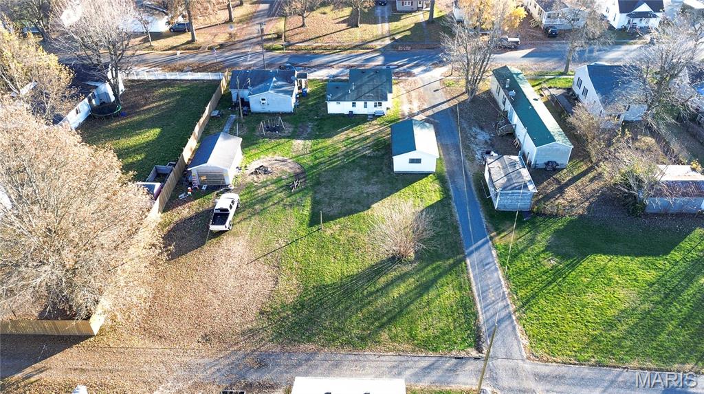 150 Maple Carrollton, IL 62016 - Photo 29 of 32