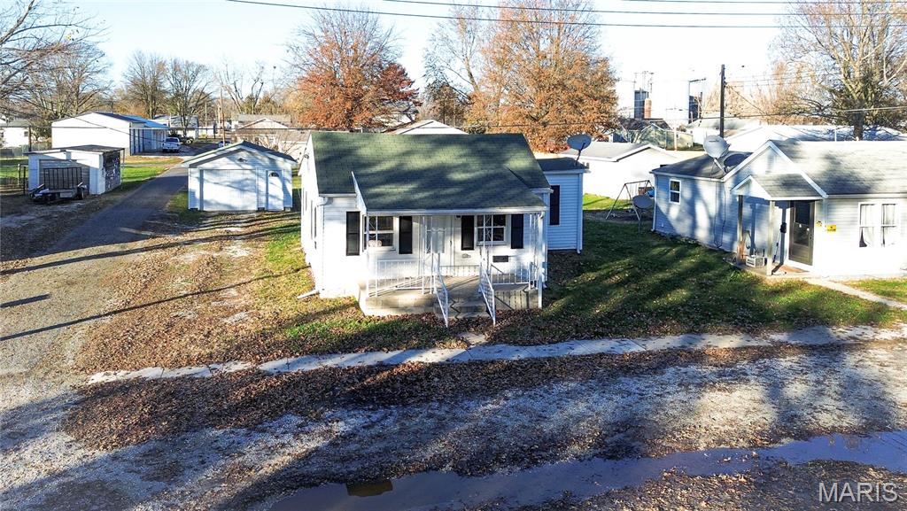 150 Maple Carrollton, IL 62016 - Photo 30 of 32