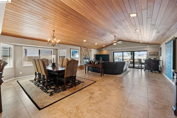$1,250,000 | 5621 Starboard Drive, Discovery Bay, CA 94505