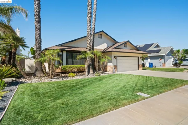$1,250,000 | 5621 Starboard Drive, Discovery Bay, CA 94505