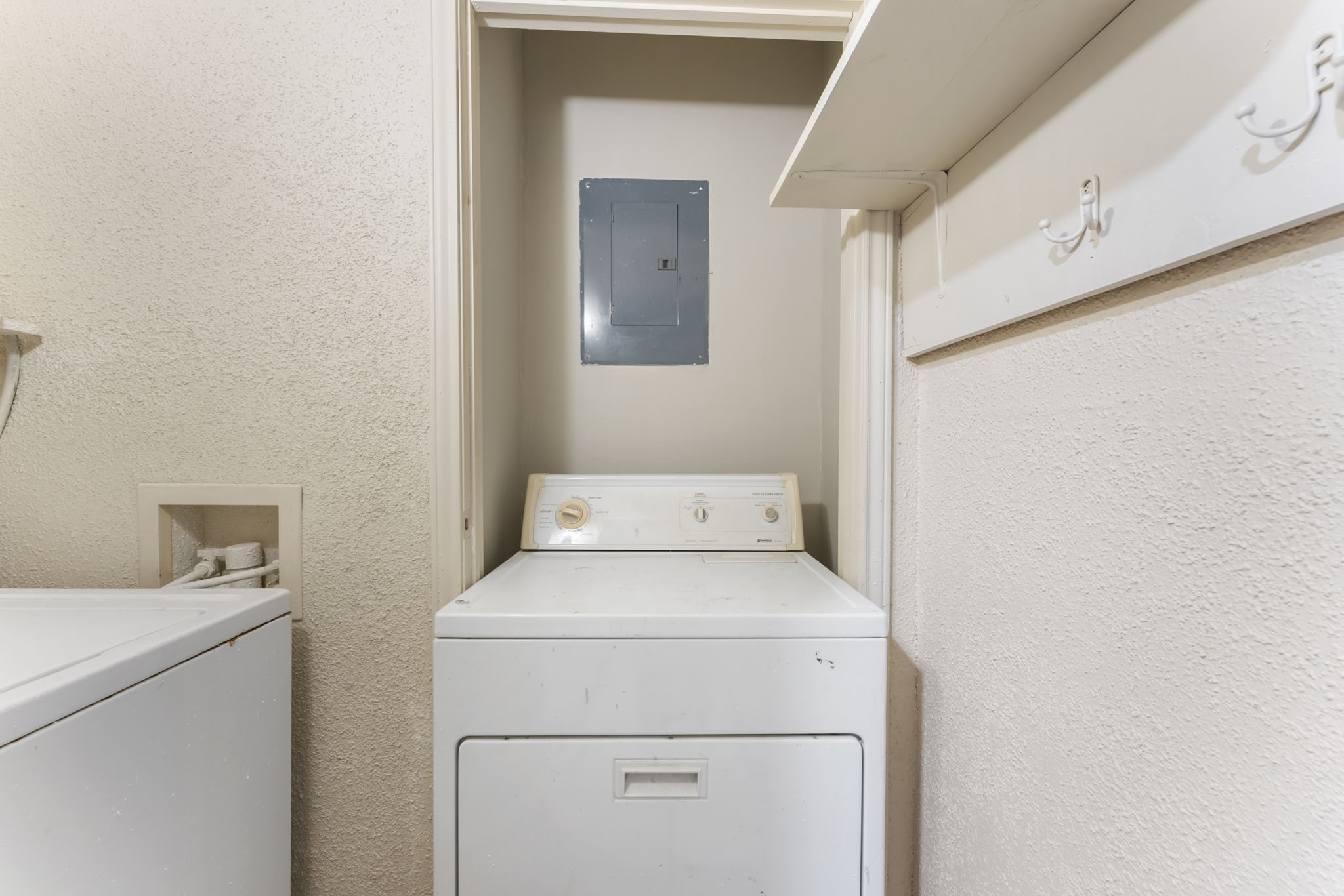 24521 Magnolia Road Hockley, TX 77447 - Photo 38 of 50 a utility room with dryer and washer