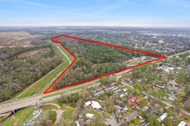 a view of an outdoor space and a city view