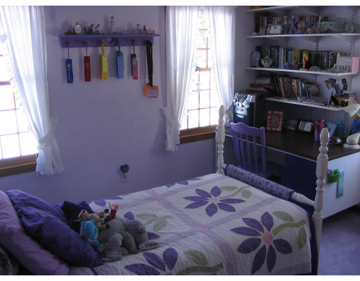 75 Keith Place Bridgewater, MA 02324 - Photo 8 of 10