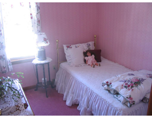 75 Keith Place Bridgewater, MA 02324 - Photo 9 of 10