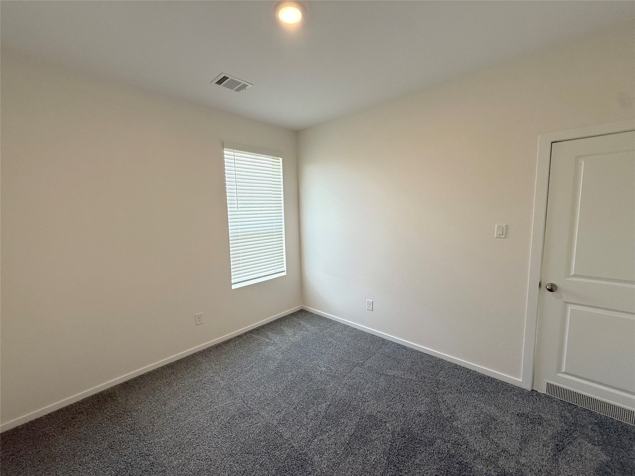 423 Amy Street Angleton, TX 77515 - Photo 10 of 50 Gallery Image 10
