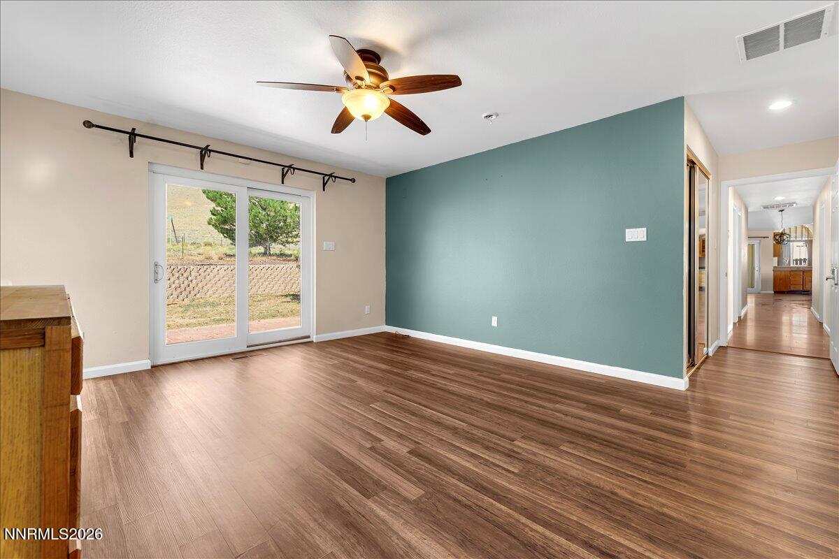 905 Thoroughbred Circle Reno, NV 89508 - Photo 18 of 71 Primary Bedroom