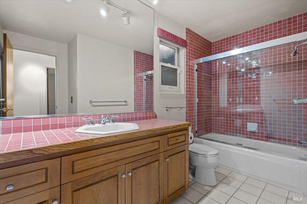 5 Wimbledon Court Novato, CA 94949 - Photo 36 of 48