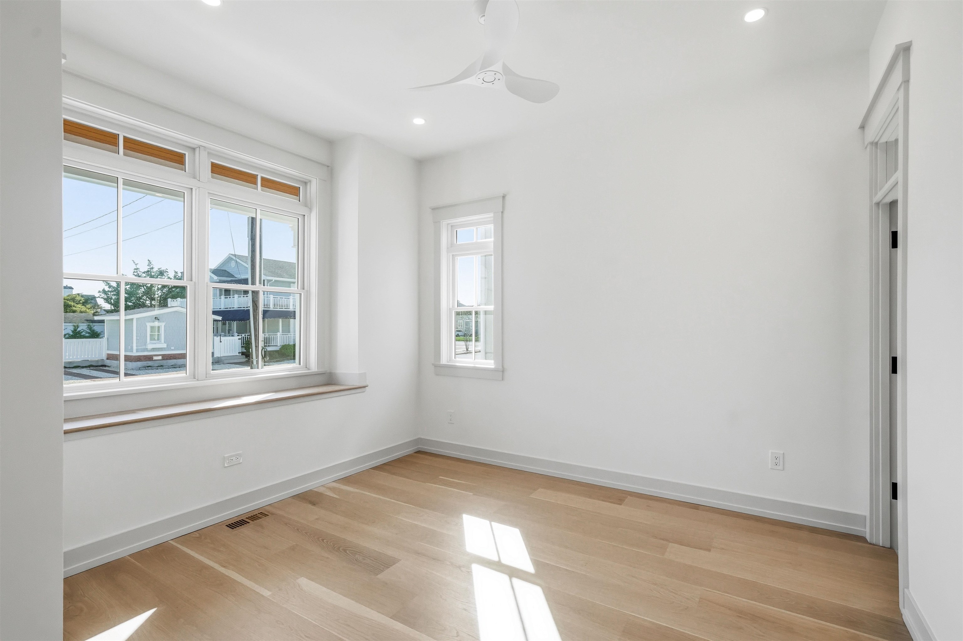 166 99th Street Stone Harbor, NJ 08247 - Photo 6 of 49