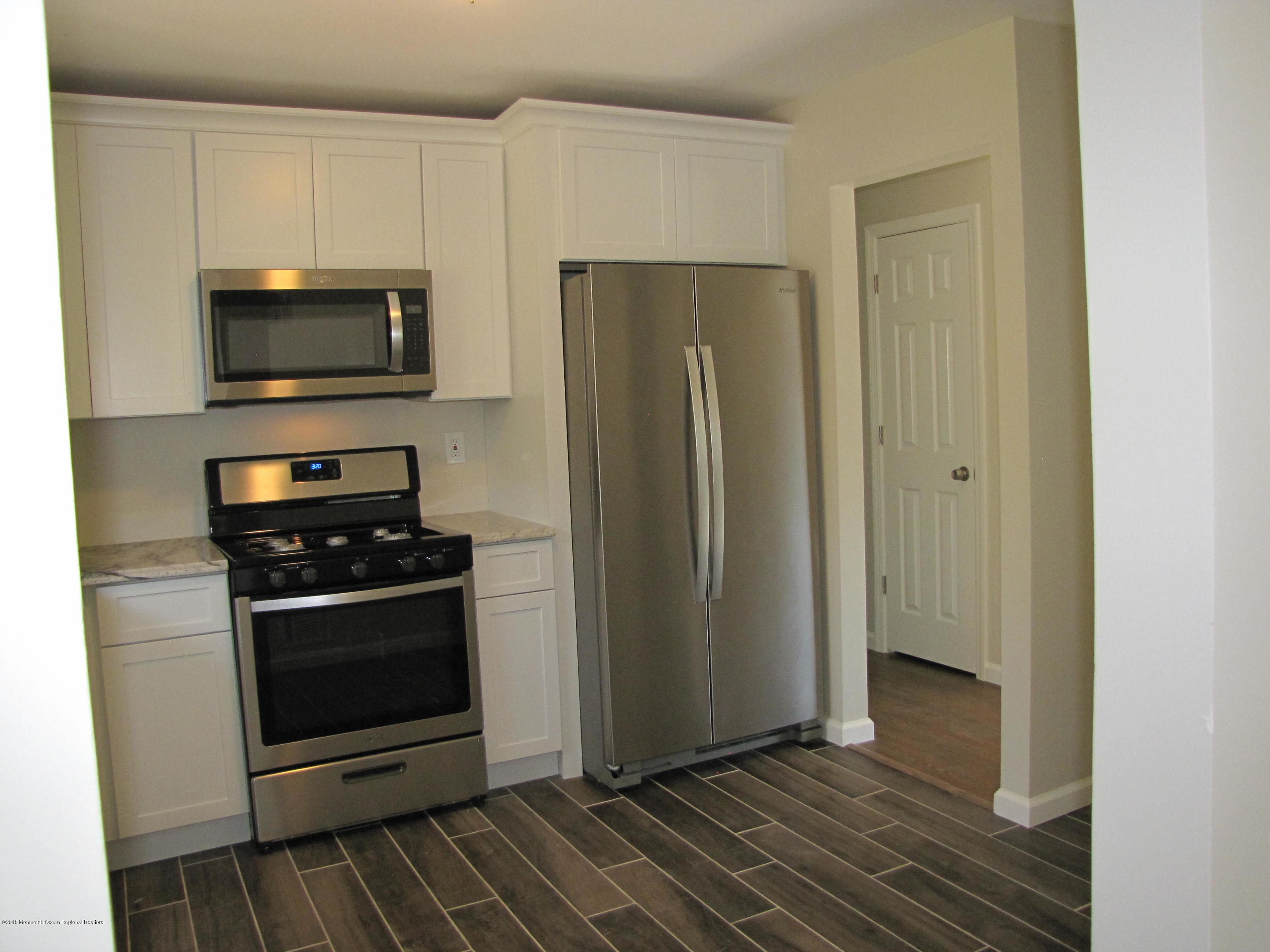 10 Westbrook Road Howell, NJ 07731 - Photo 9 of 32 068
