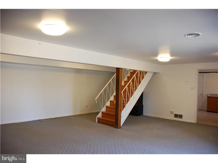 7784 Green Valley Road Wyncote, PA 19095 - Photo 15 of 19 Family Room