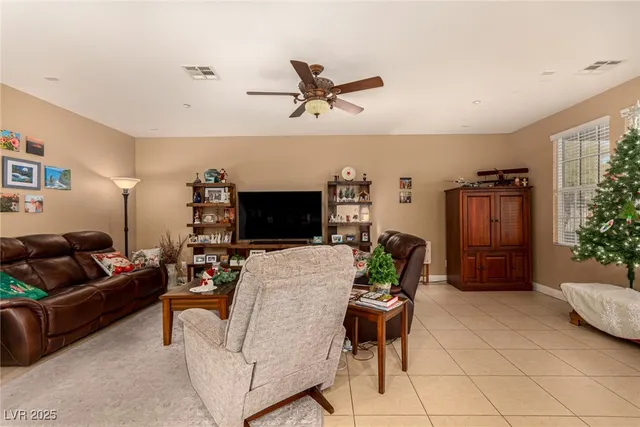 $750,000 | 2012 Canvas Edge Drive, Henderson, NV 89044