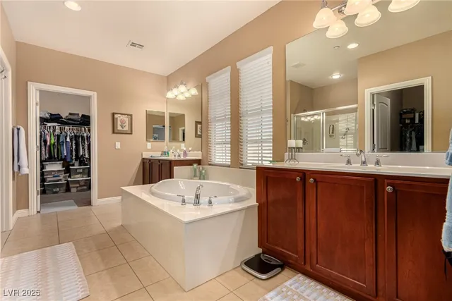 $750,000 | 2012 Canvas Edge Drive, Henderson, NV 89044