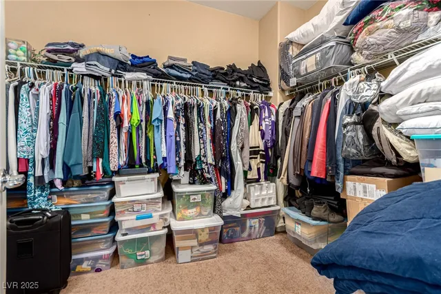 $750,000 | 2012 Canvas Edge Drive, Henderson, NV 89044