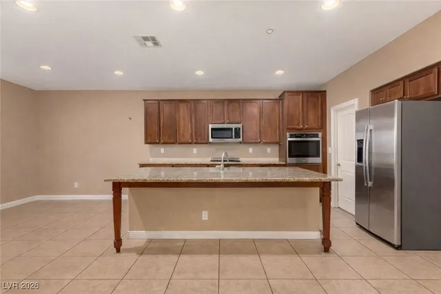 $750,000 | 2012 Canvas Edge Drive, Henderson, NV 89044