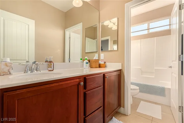 $750,000 | 2012 Canvas Edge Drive, Henderson, NV 89044