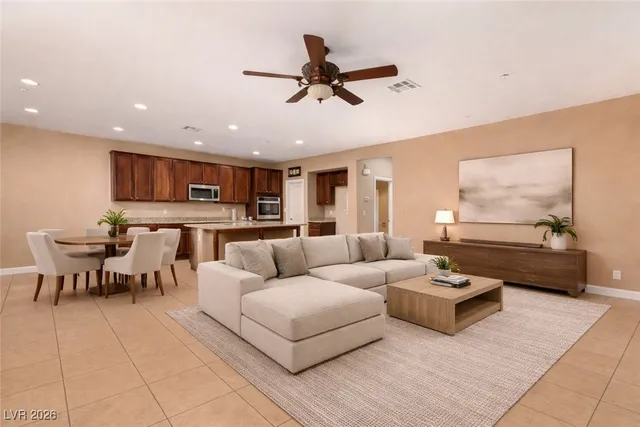 $750,000 | 2012 Canvas Edge Drive, Henderson, NV 89044
