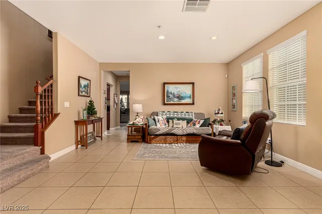 $750,000 | 2012 Canvas Edge Drive, Henderson, NV 89044
