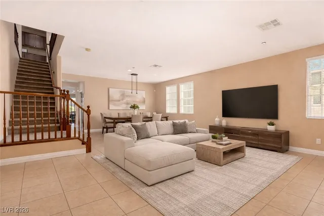 $750,000 | 2012 Canvas Edge Drive, Henderson, NV 89044