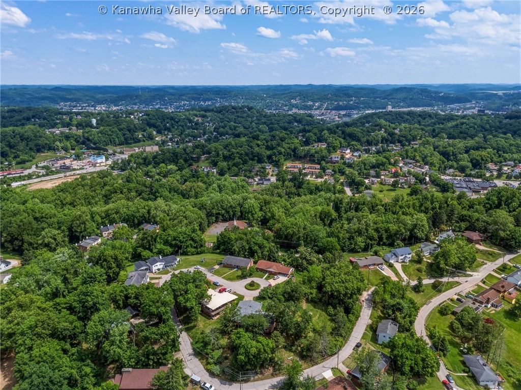 1505 Knob Road Charleston, WV 25314 - Photo 4 of 40 Gallery Image 4