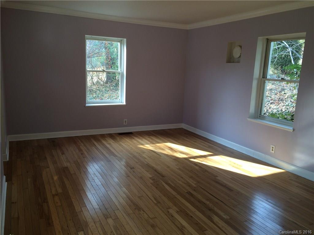 370 Sharon Road Fairview, NC 28730 - Photo 14 of 24 Gallery Image 14