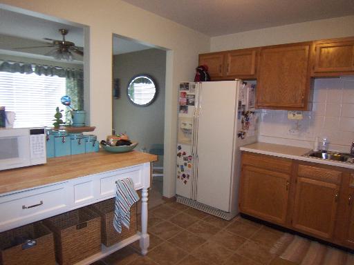 911 Golf Course Road, Unit 3 Crystal Lake, IL 60014 - Photo 3 of 16