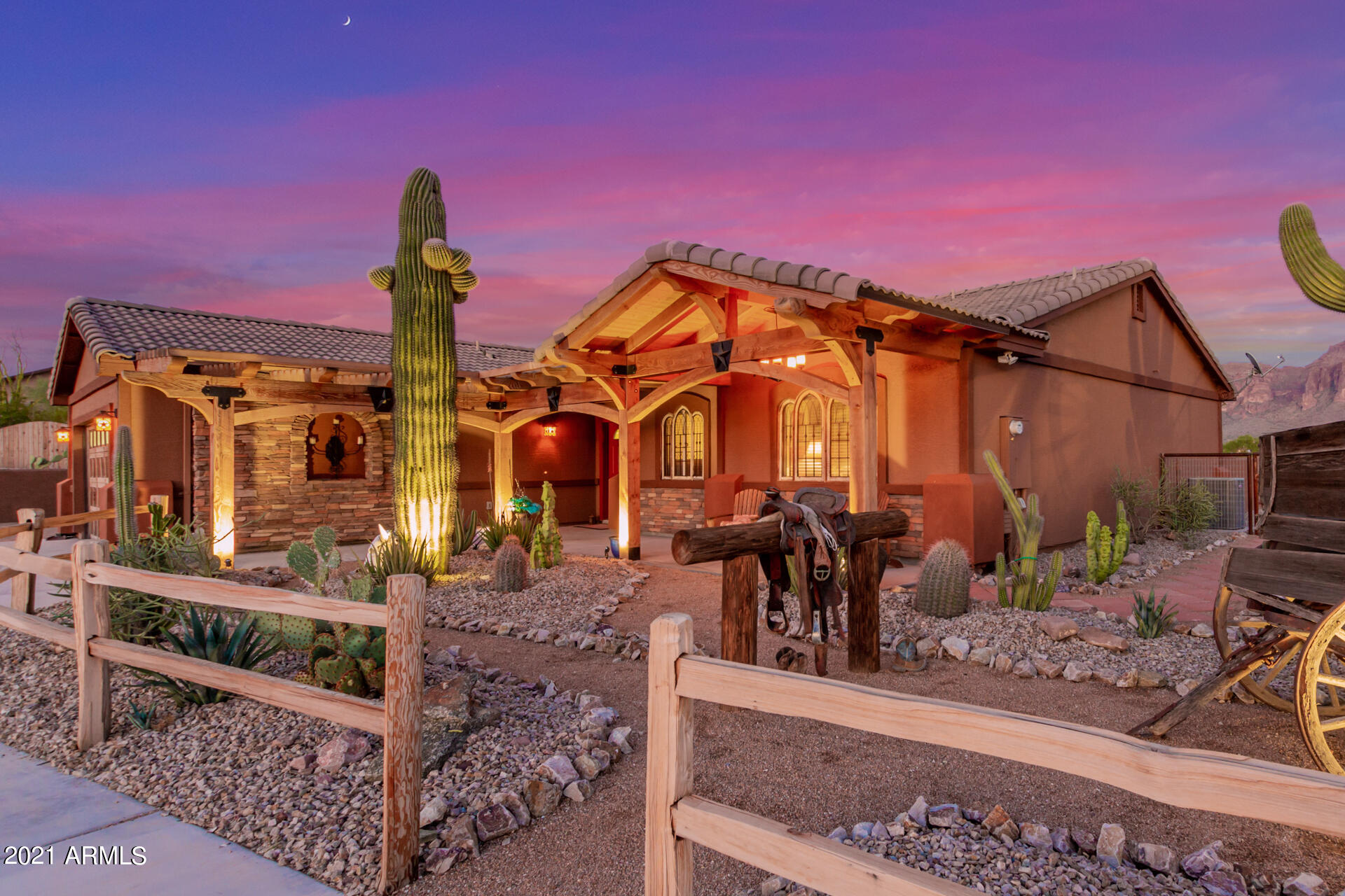 2045 North Cortez Road Apache Junction, AZ 85119 - Photo 3 of 55 03 - Cortez