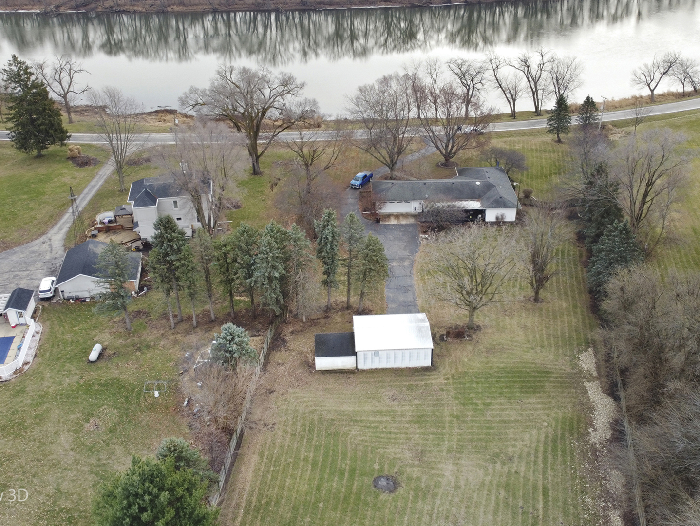 1084 South Sandbar Road Kankakee, IL 60901 - Photo 3 of 25 Gallery Image 3