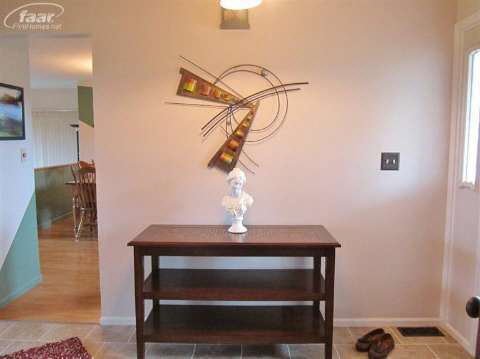 8253 Noblet Road Davison, MI 48423 - Photo 2 of 16 20413272-1.JPG
