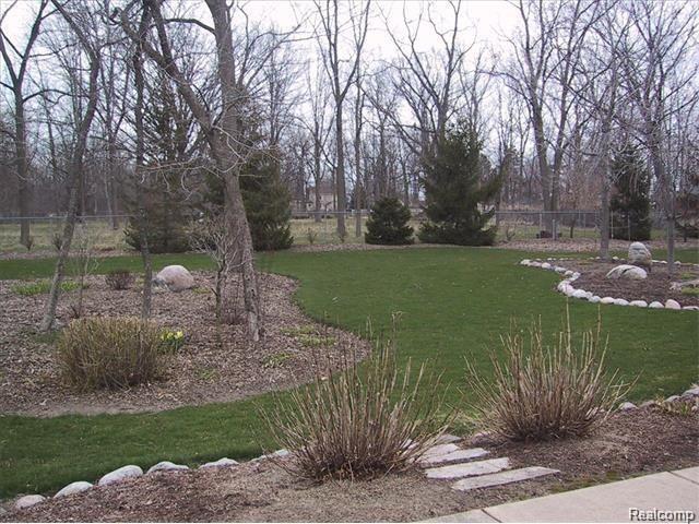 7600 Ferry Road Grosse Ile, MI 48138 - Photo 3 of 11