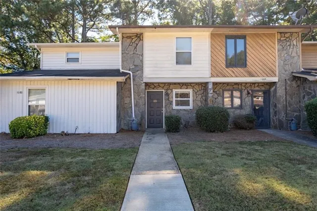 $1,800 | 1686 Wynndowne Trail, Smyrna, GA 30080
