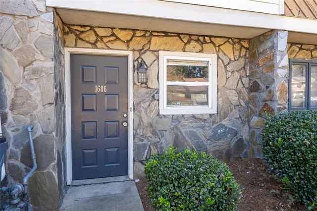 $1,800 | 1686 Wynndowne Trail, Smyrna, GA 30080