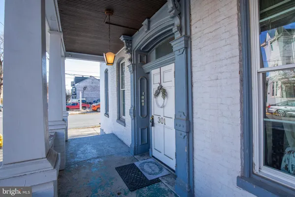 $850 | 301 West Martin Street, Unit 5, Martinsburg, WV 25401