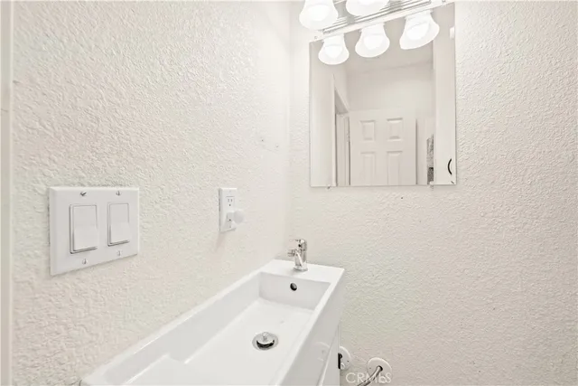 $699,000 | 816 West G Street, Ontario, CA 91762