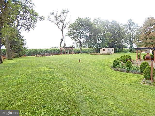 710 Host Road Womelsdorf, PA 19567 - Photo 23 of 24 Yard