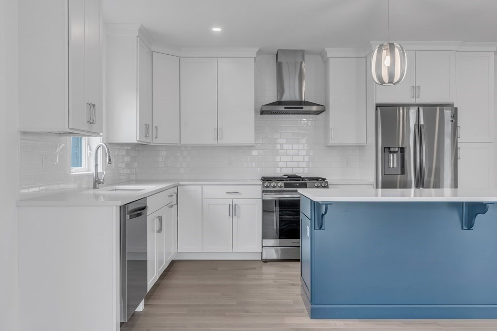 47 Cobblestone Circle Mashpee, MA 02649 - Photo 5 of 25