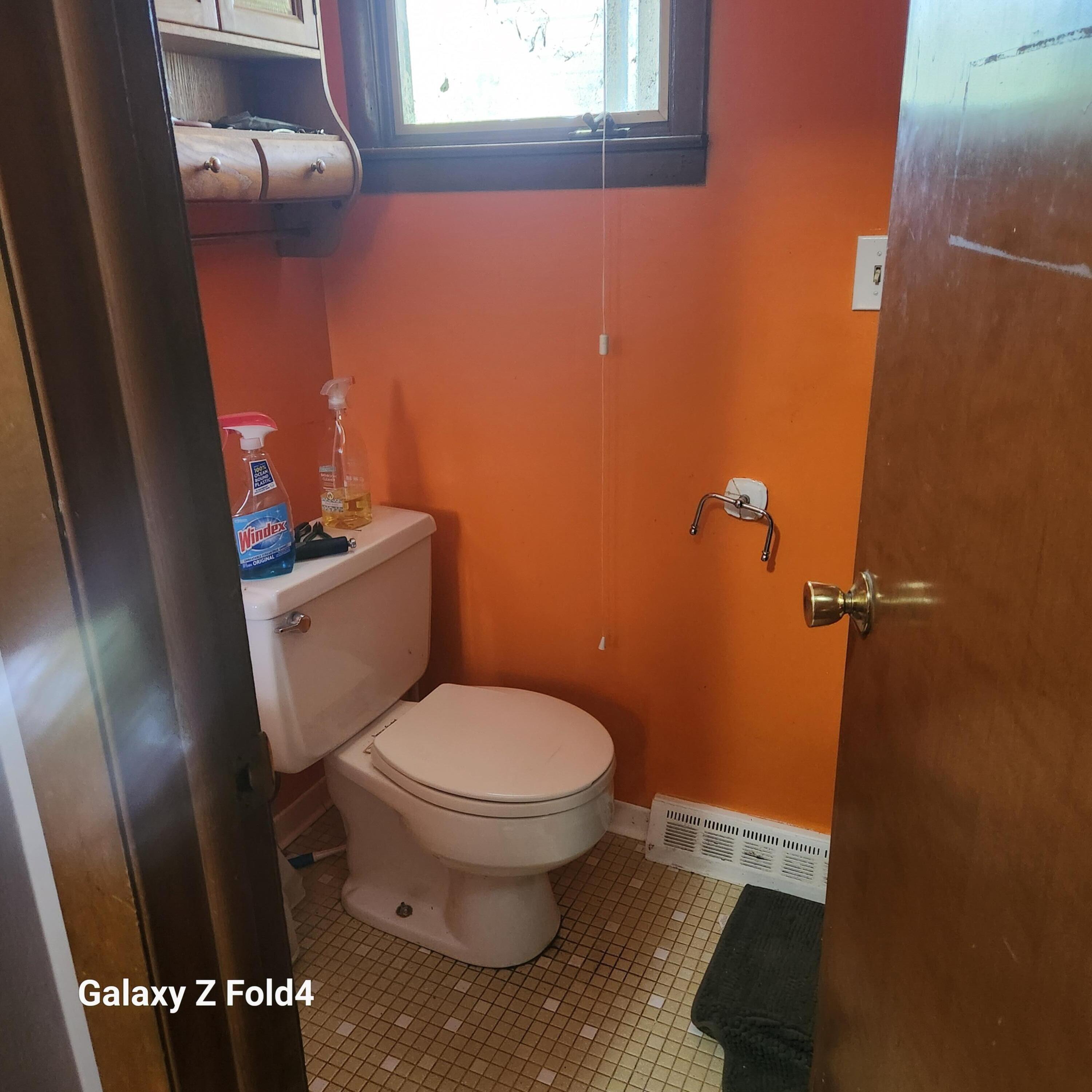 22900 Armada Center Road Armada, MI 48005 - Photo 12 of 27 half bath in breezeway