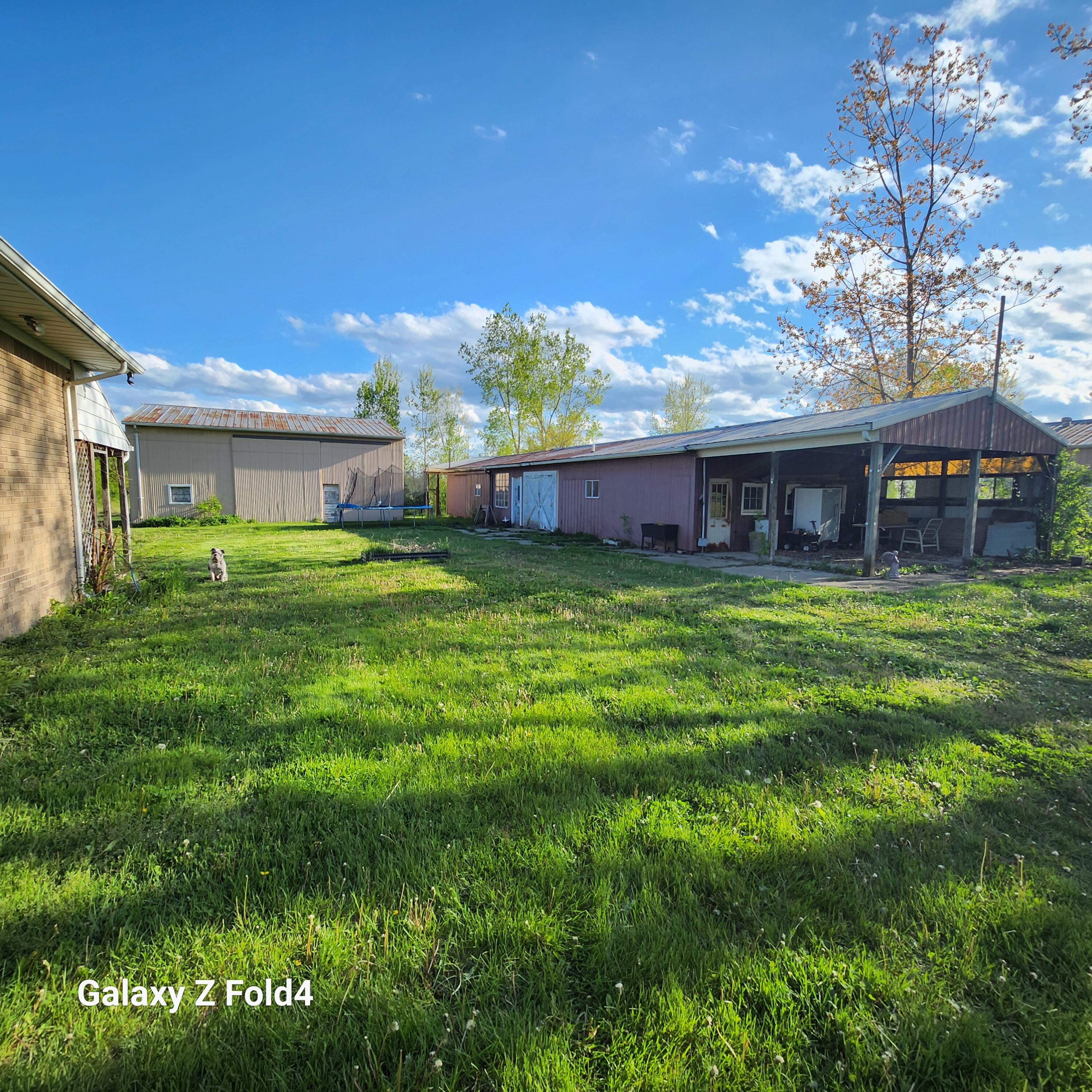 22900 Armada Center Road Armada, MI 48005 - Photo 21 of 27 barns taken from edge of driveway