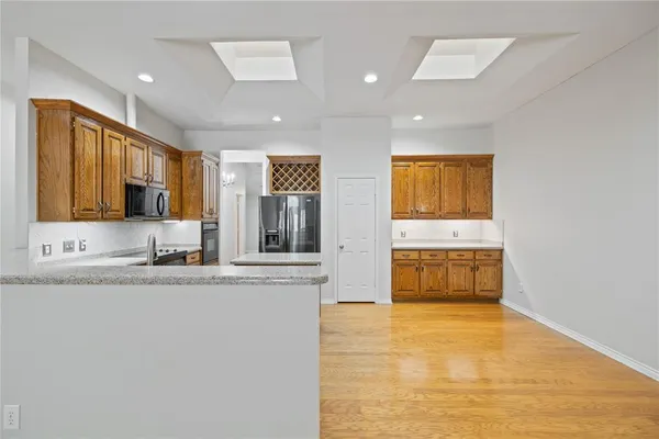$3,250 | 2402 Crockett Court, Grapevine, TX 76051