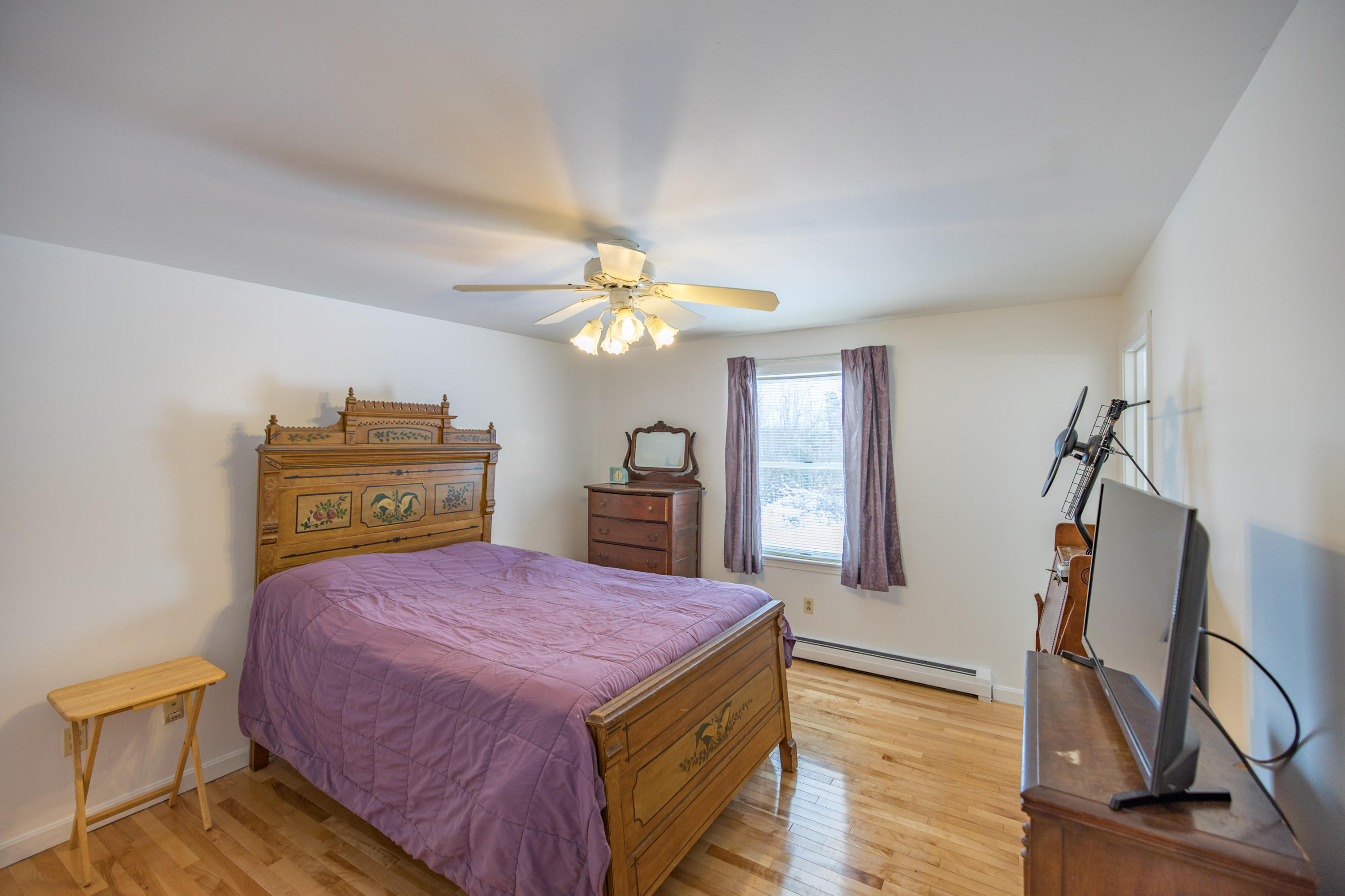 36 Hogan Road Lewiston, ME 04240 - Photo 24 of 39 Master B/R