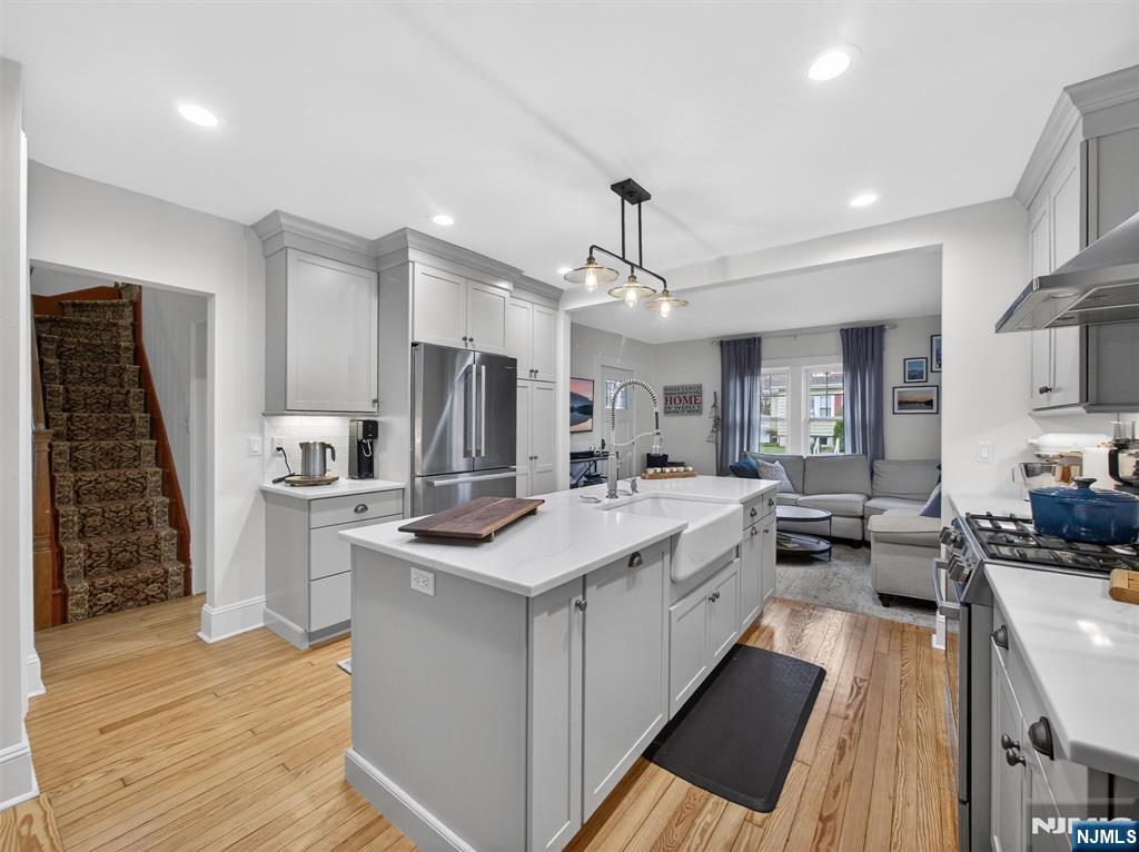 108 9th Avenue Hawthorne, NJ 07506 - Photo 13 of 48