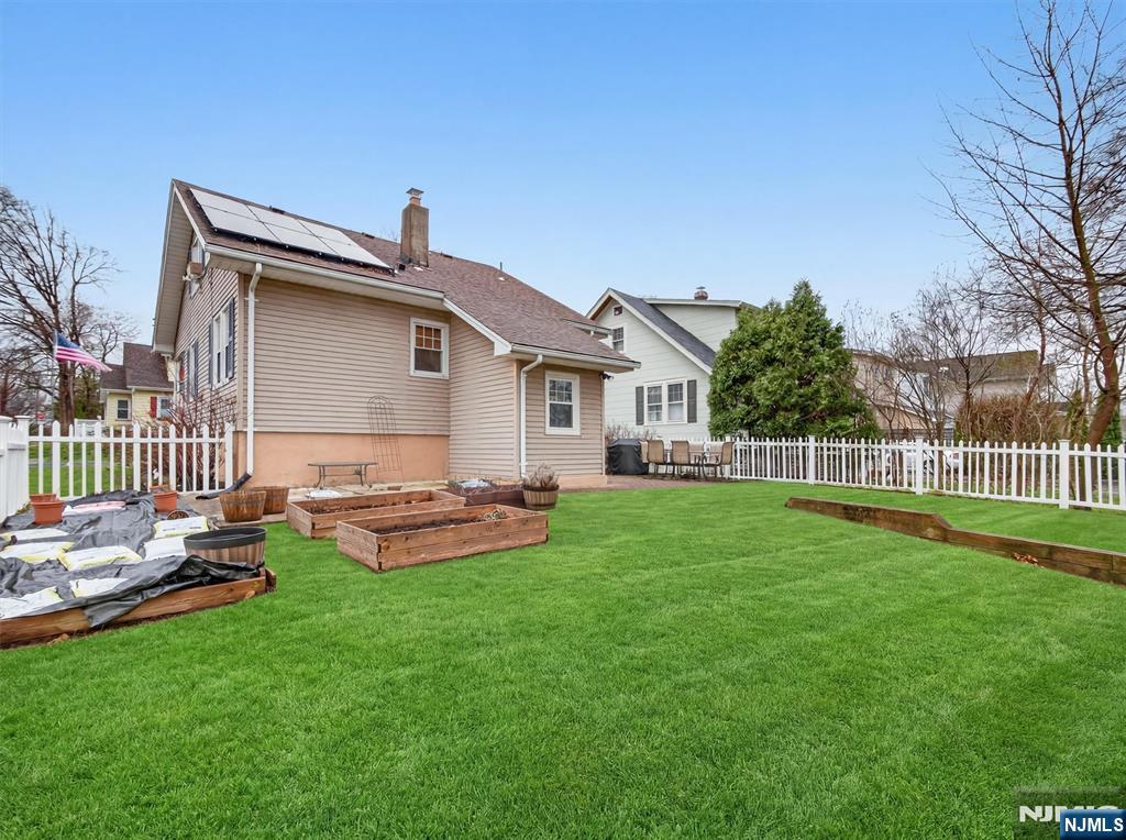 108 9th Avenue Hawthorne, NJ 07506 - Photo 38 of 48
