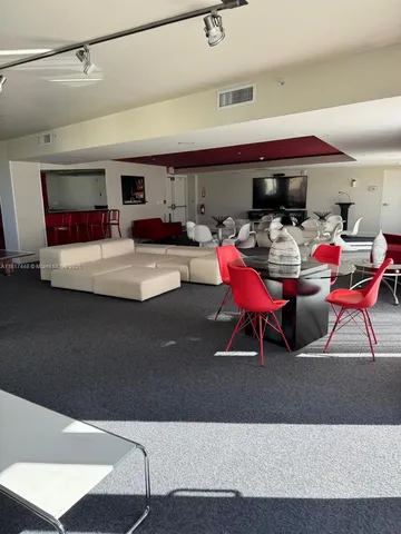 $2,275 | 1551 North Flagler Drive, Unit 1110, West Palm Beach, FL 33401