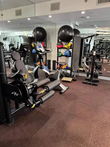 $2,275 | 1551 North Flagler Drive, Unit 1110, West Palm Beach, FL 33401