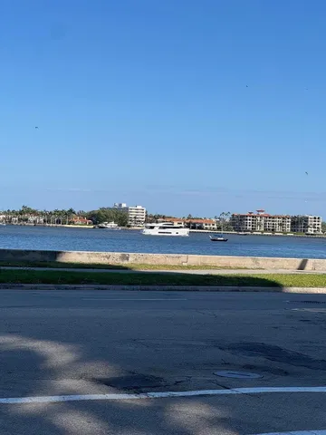 $2,275 | 1551 North Flagler Drive, Unit 1110, West Palm Beach, FL 33401