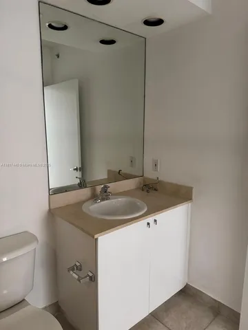 $2,275 | 1551 North Flagler Drive, Unit 1110, West Palm Beach, FL 33401