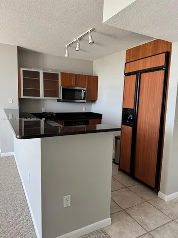 $2,275 | 1551 North Flagler Drive, Unit 1110, West Palm Beach, FL 33401