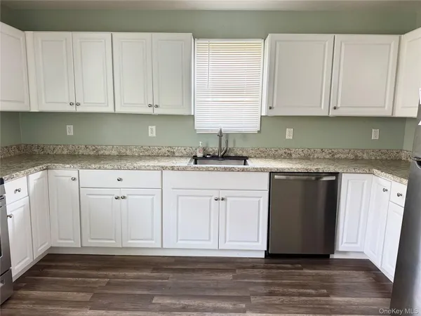 $3,700 | 2 Lafayette Drive, Shirley, NY 11967