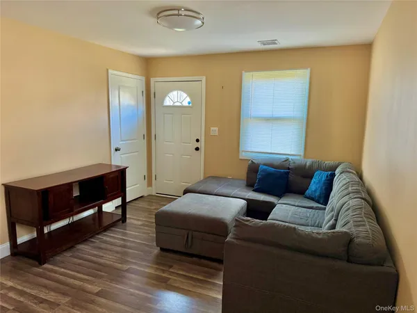 $3,700 | 2 Lafayette Drive, Shirley, NY 11967
